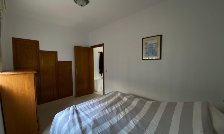 Wederverkoop - Chalet independiente - Polop - Alberca