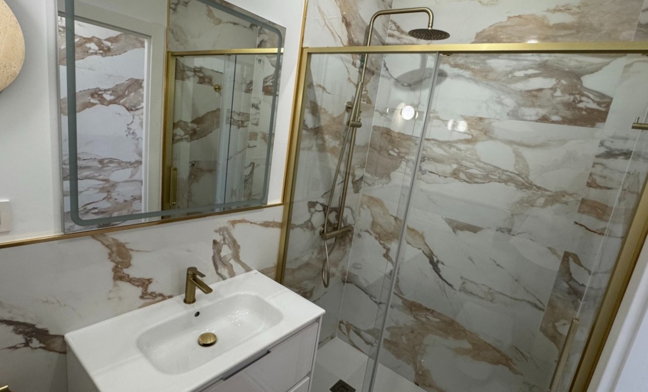 Wederverkoop - Appartement - Orihuela Costa - Punta Prima