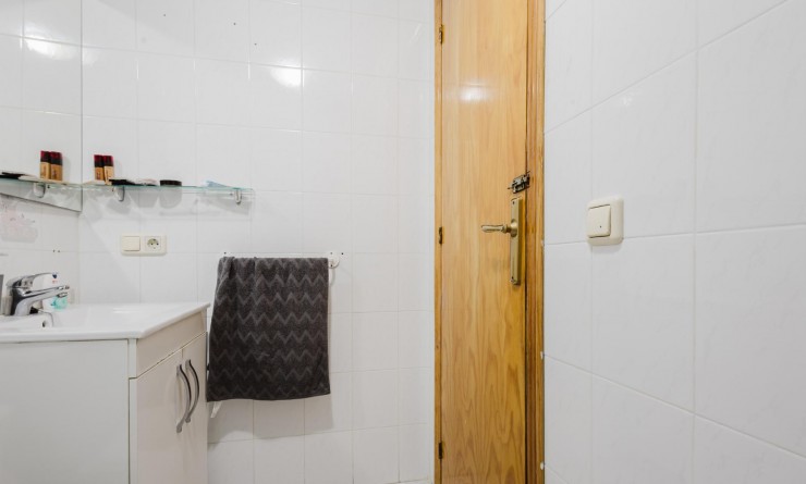 Wederverkoop - Apartamento - Torrevieja - Playa del Acequión