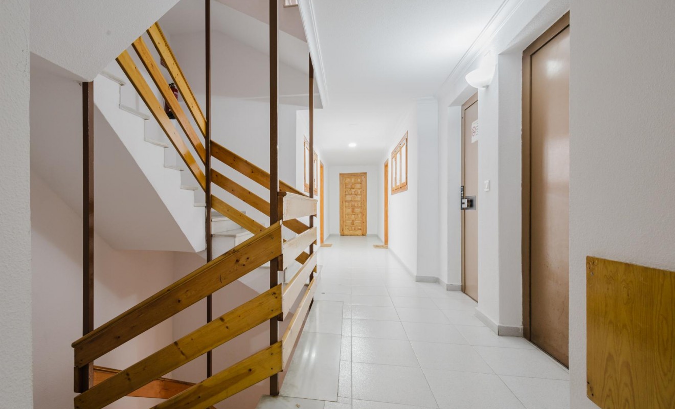 Wederverkoop - Apartamento - Torrevieja - Playa del Acequión