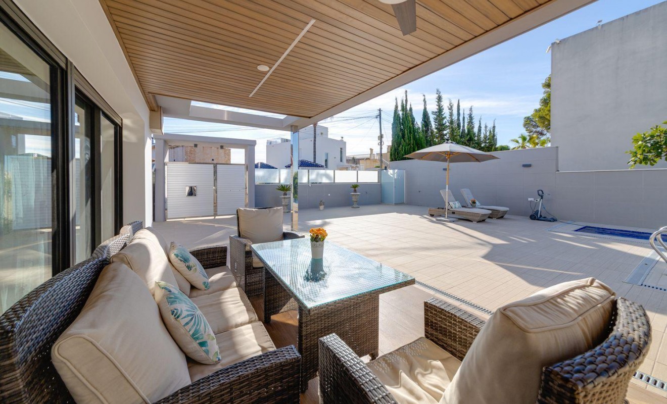 Wederverkoop - Villa - Torrevieja - Los balcones