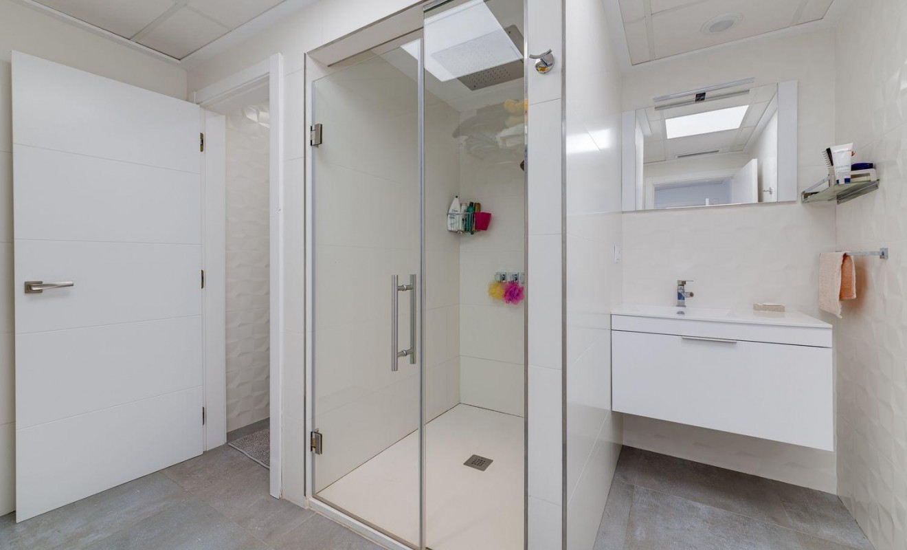 Wederverkoop - Villa - Torrevieja - Los balcones