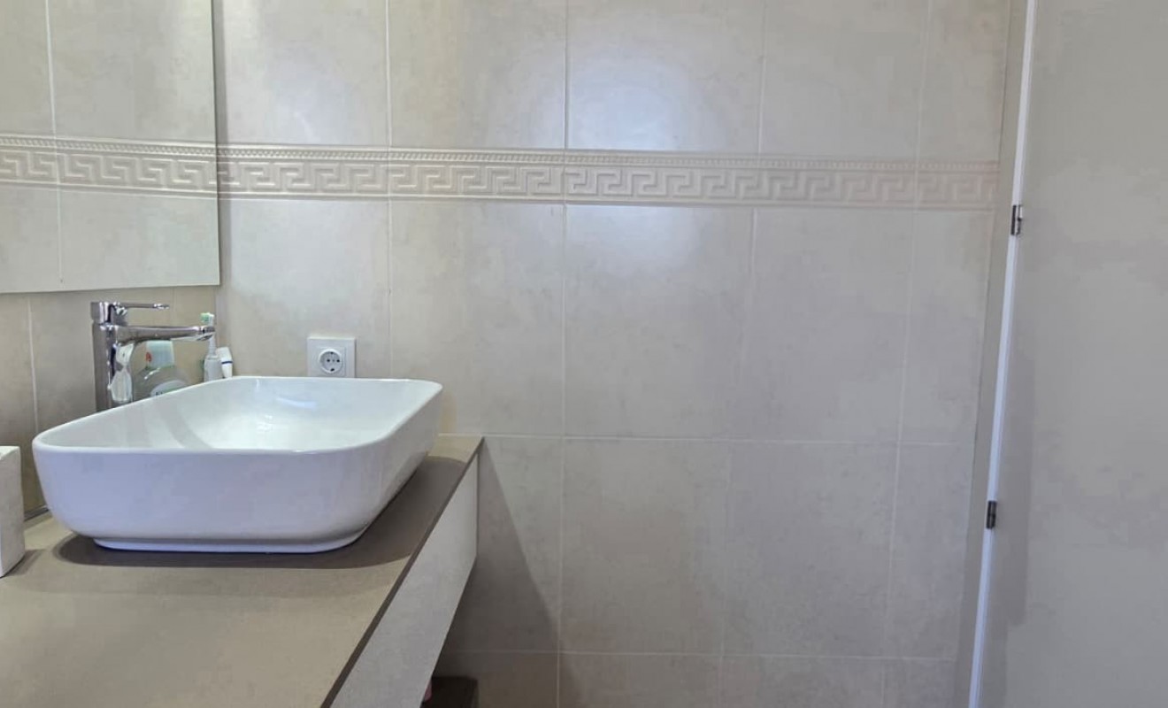 Wederverkoop - Apartment / flat - Benidorm - Zona de Poniente