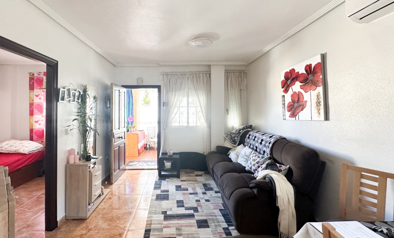 Sale - Apartment / flat - Torrevieja - torrevieja