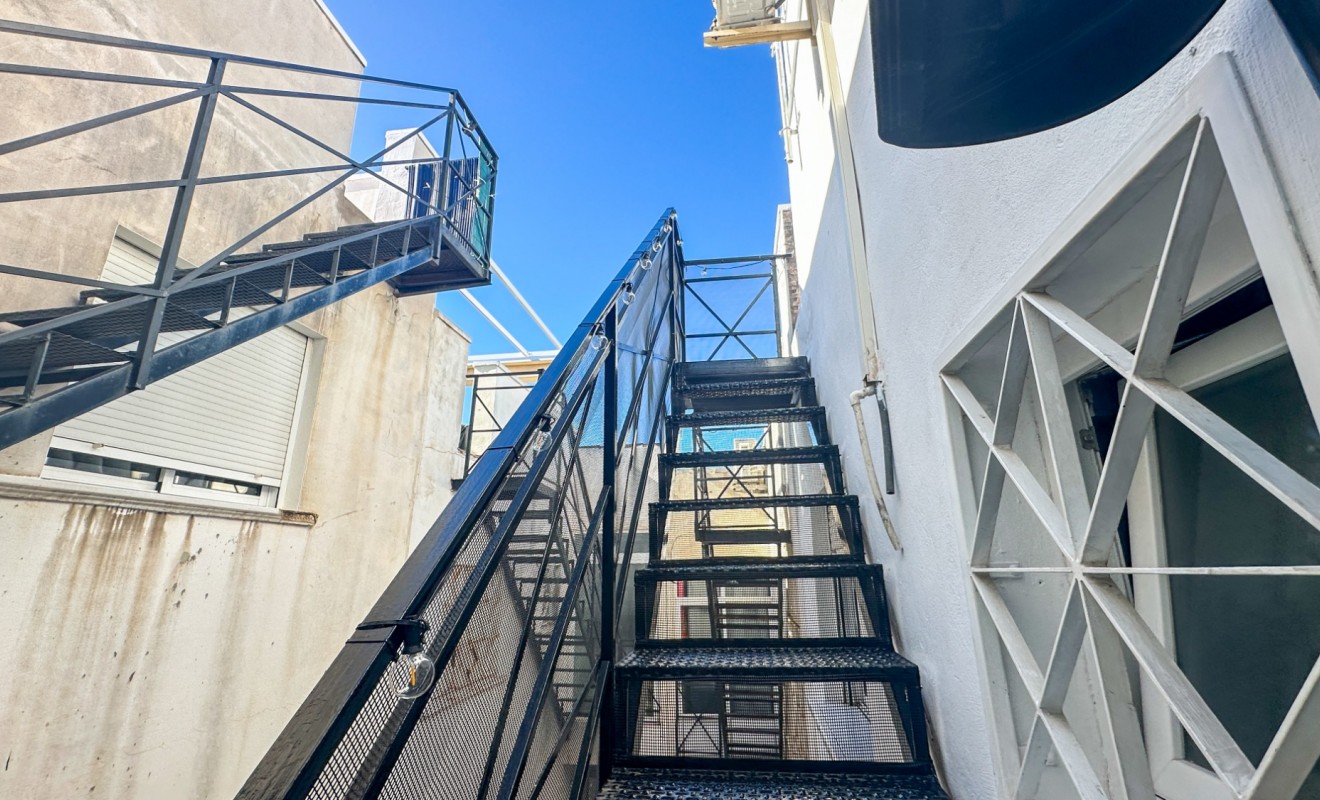 Sale - Apartment / flat - Torrevieja - torrevieja