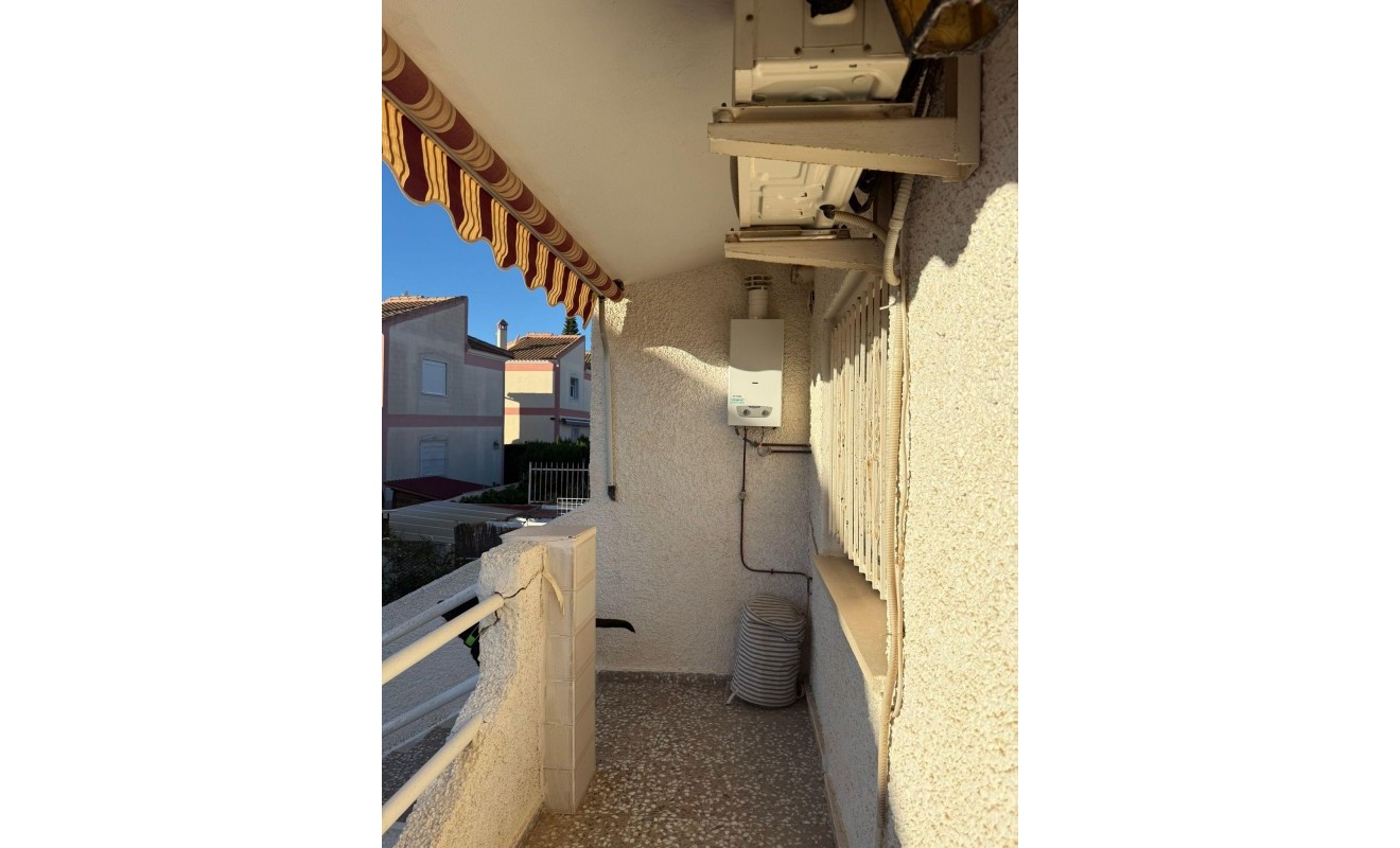 Wederverkoop - Casa - Torrevieja - Los balcones