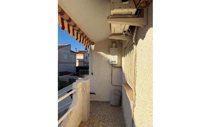 Wederverkoop - Casa - Torrevieja - Los balcones