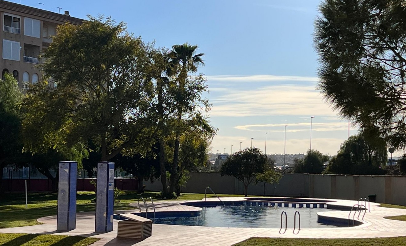 Wederverkoop - Apartment flat - Torrevieja - Centro