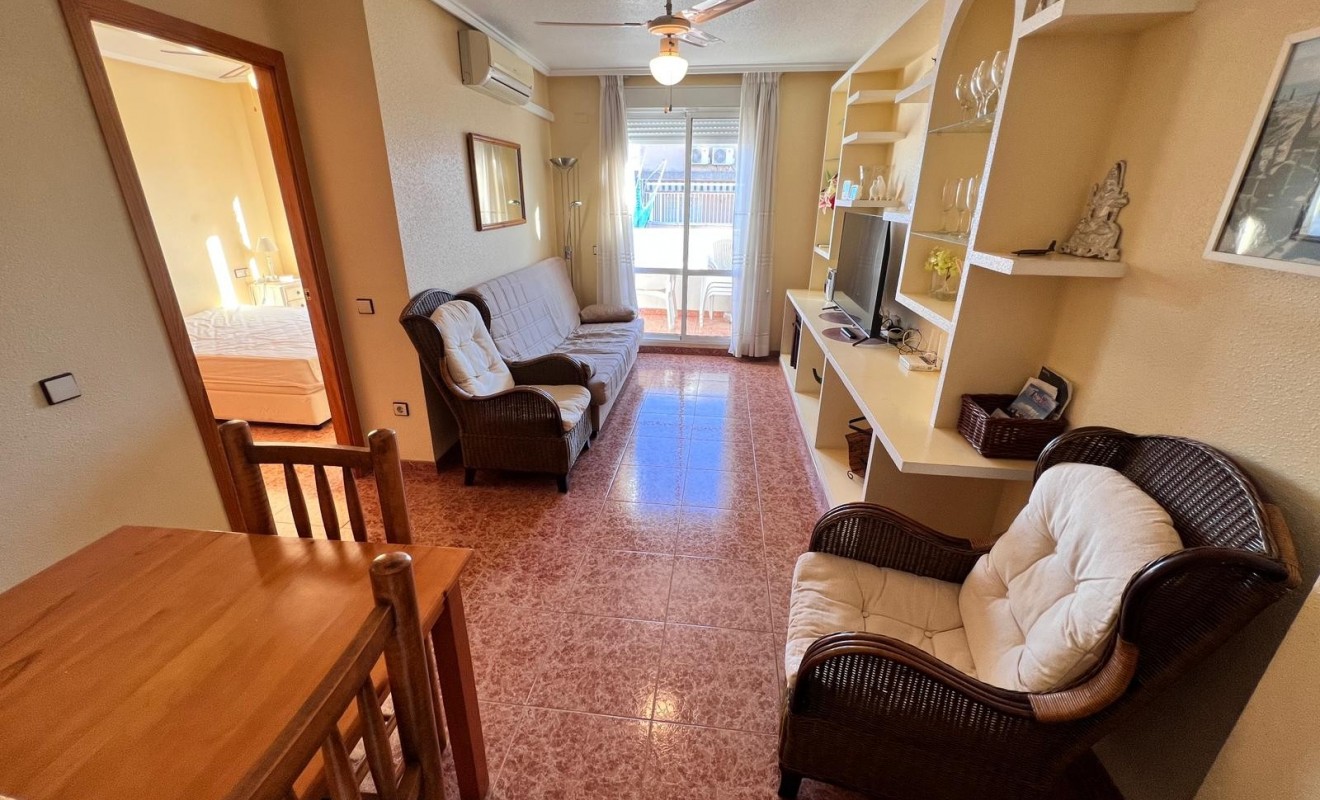Wederverkoop - Apartment flat - Torrevieja - Centro