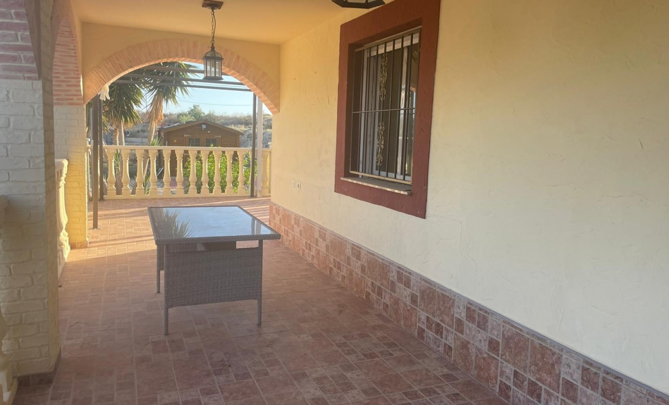 Sale - 5. Finca / Country Property - Fortuna