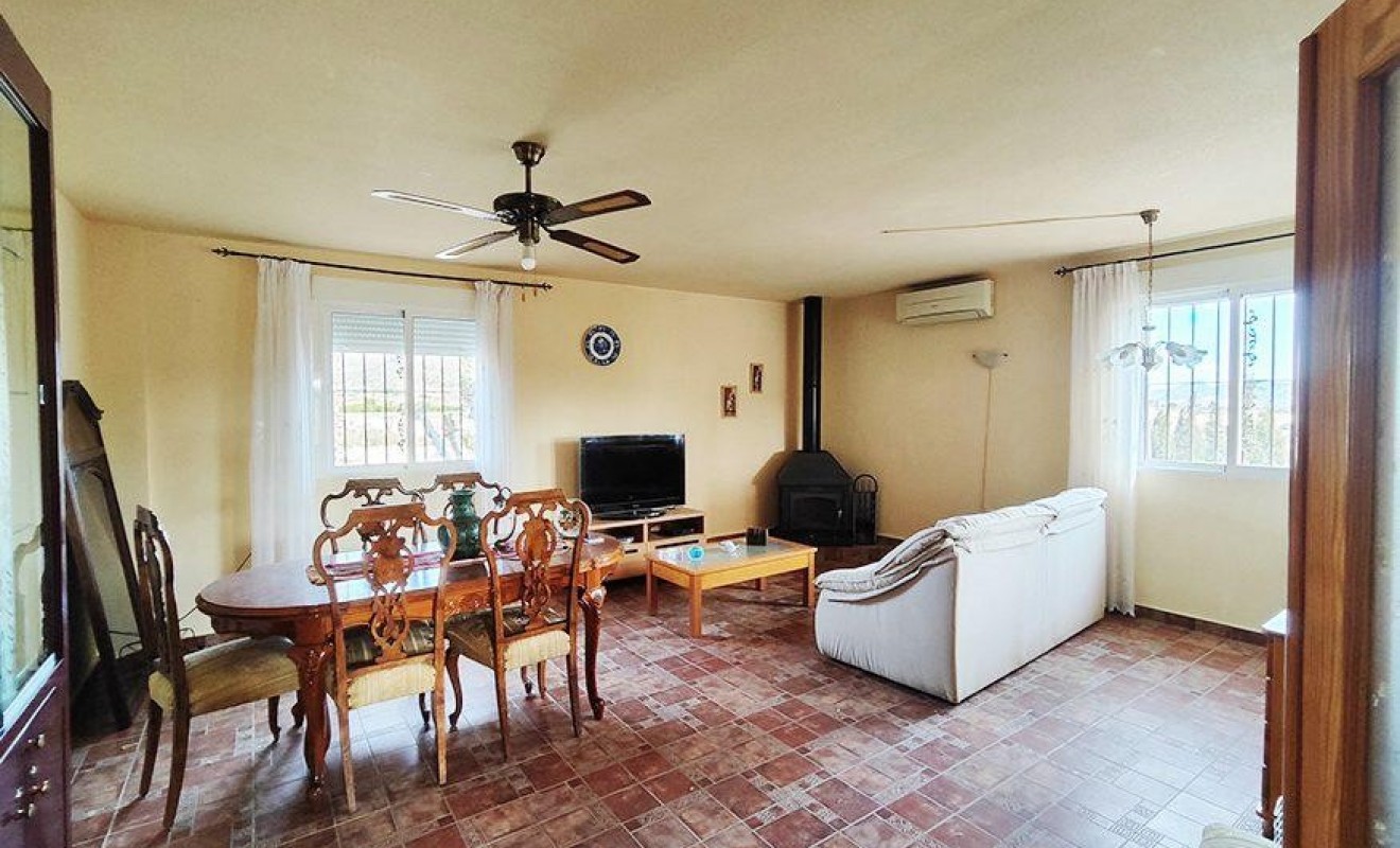 Sale - 5. Finca / Country Property - Fortuna