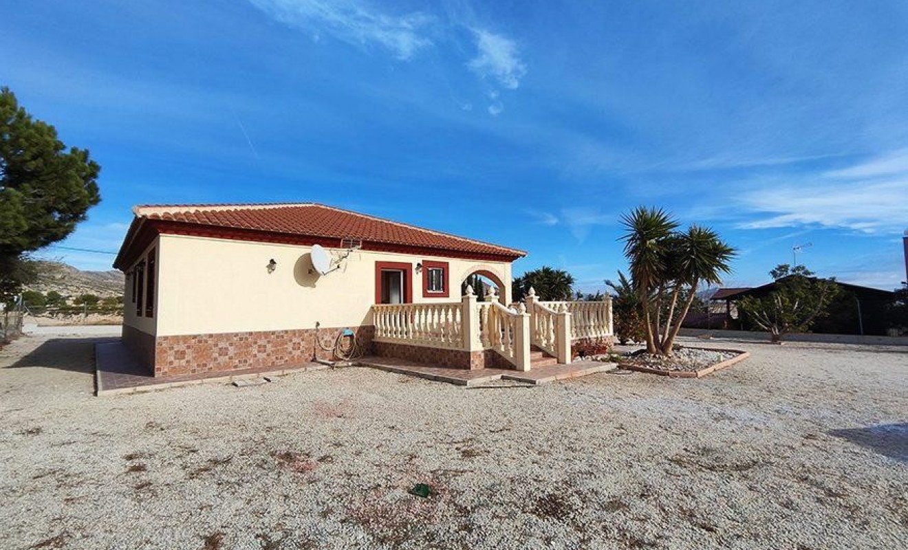Sale - 5. Finca / Country Property - Fortuna