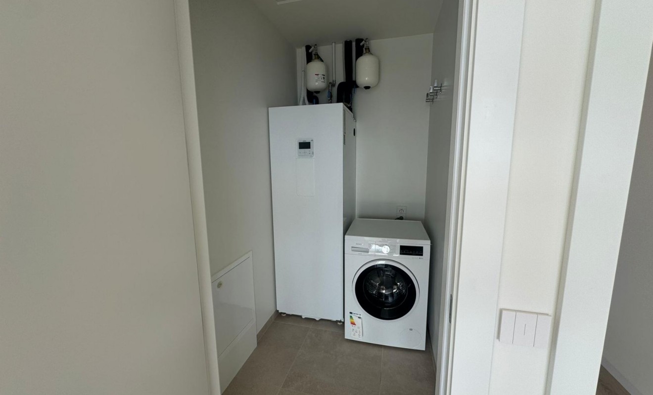 Sale - Apartamento - Orihuela Costa - Las Colinas Golf