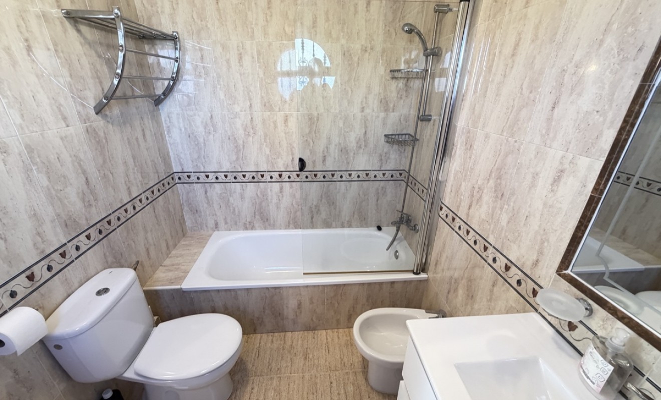 Wederverkoop - Villa - Villamartín