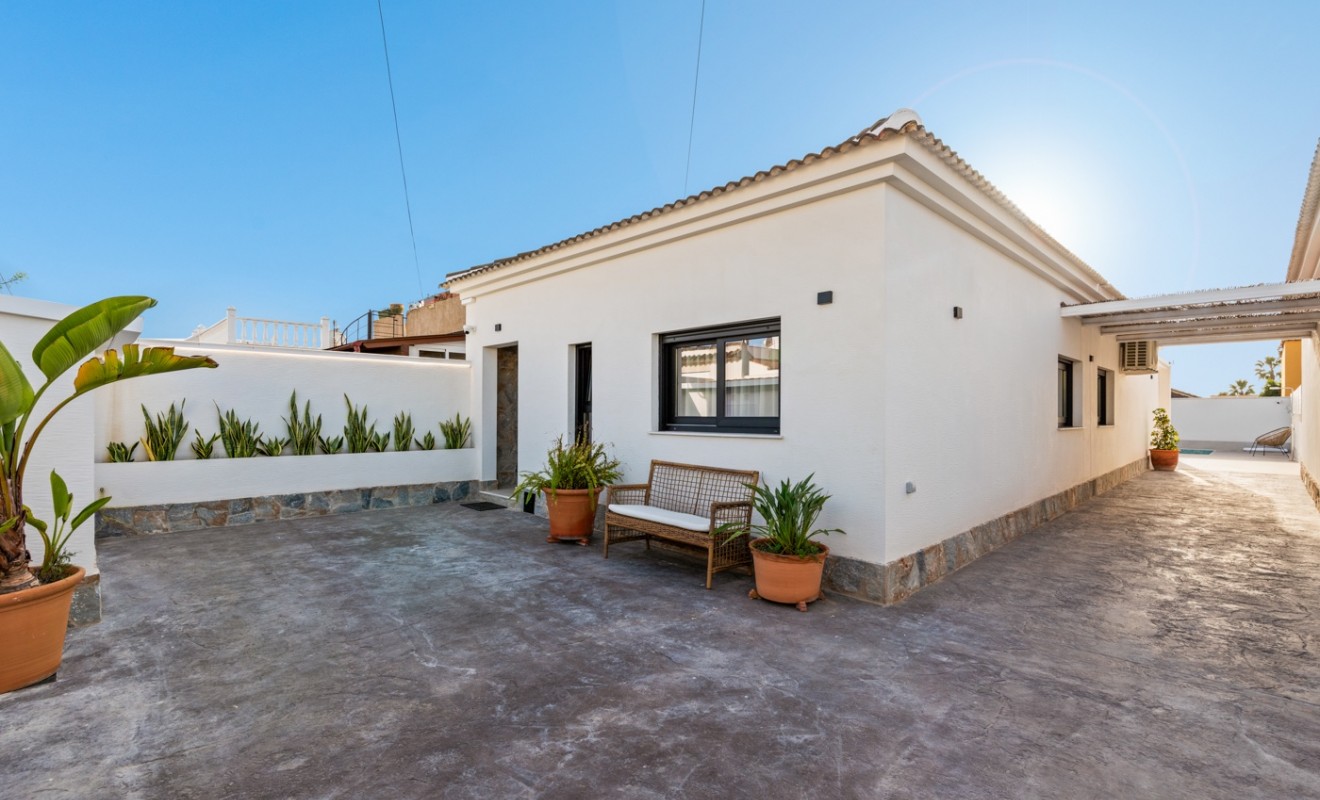 Wederverkoop - Villa - Torrevieja - El chaparral