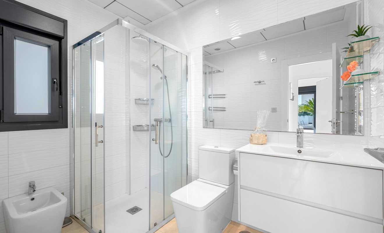 Wederverkoop - Villa - Orihuela Costa - Villamartín