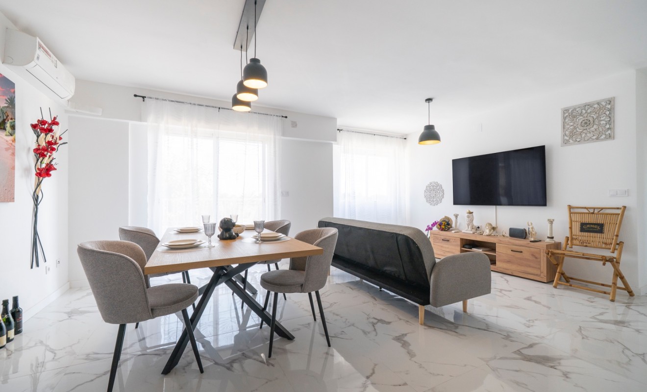 Wederverkoop - Flat - Orihuela Costa - Punta Prima