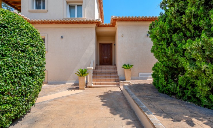 Sale - Villa - Benissa