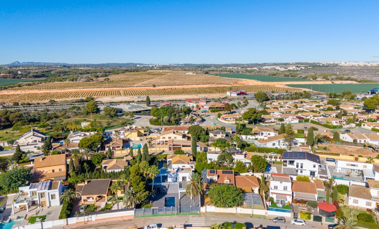 Sale - Villa - Campoamor