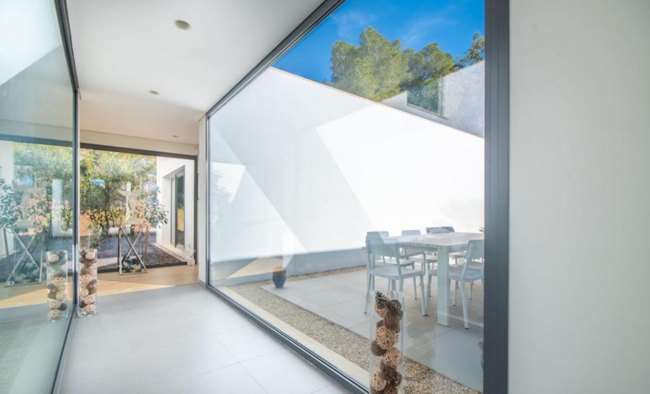 Wederverkoop - Villa - Orihuela Costa - Las Colinas Golf