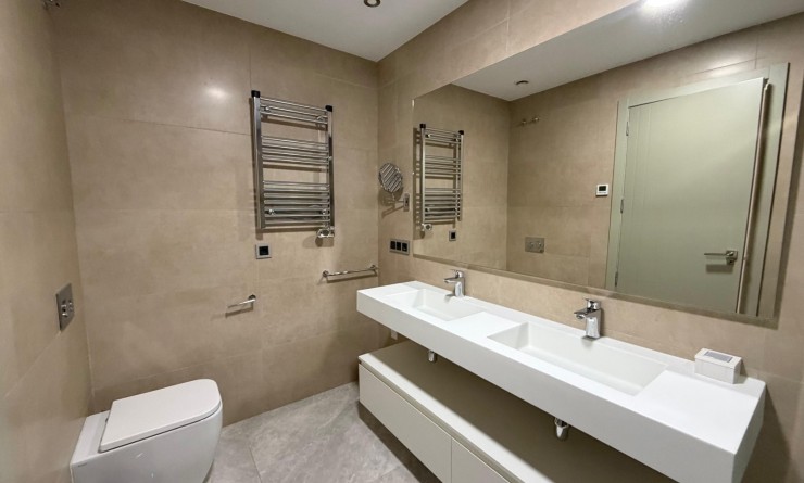 Wederverkoop - Apartment / flat - Benidorm - Zona de Poniente