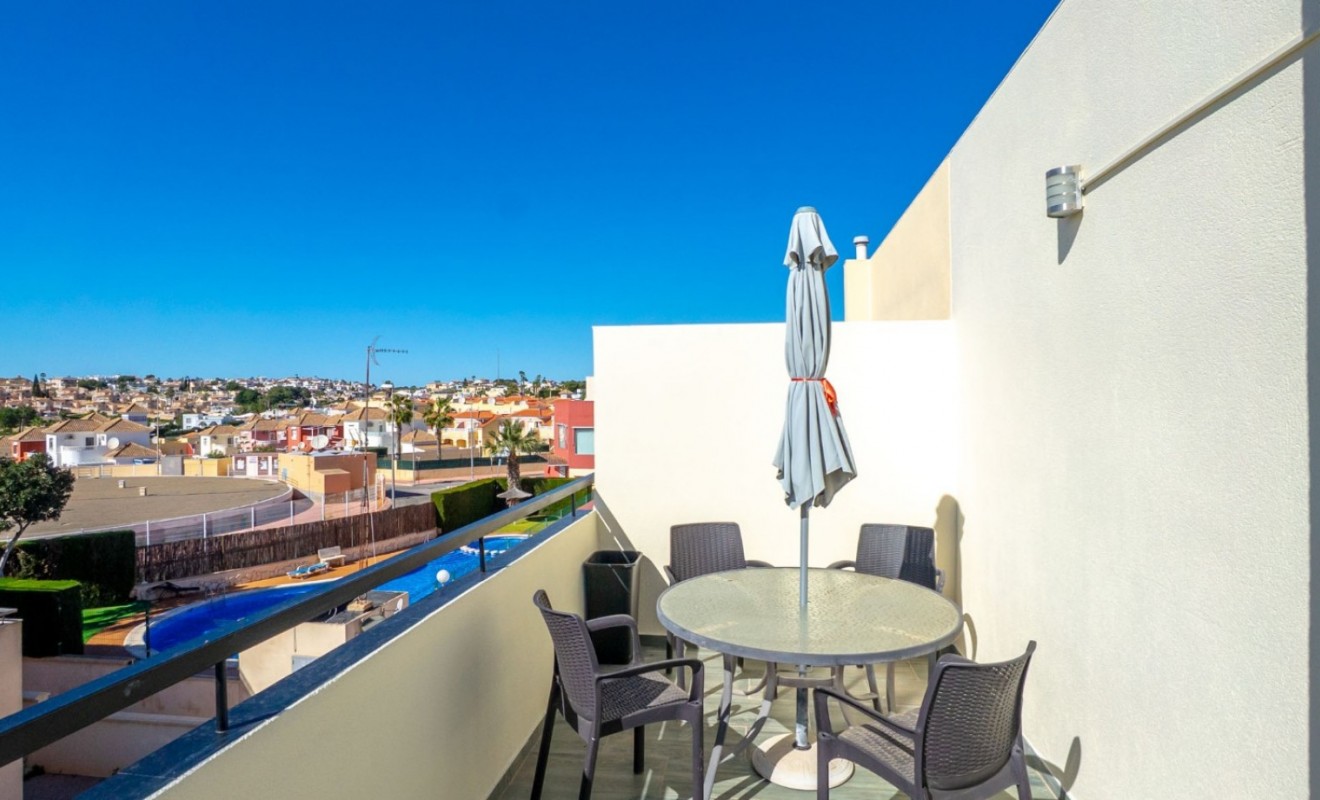 Sale - Townhouse - Orihuela Costa - Villamartín