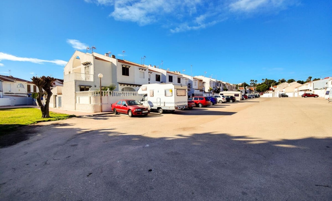 Wederverkoop - Herenhuis - Torrevieja - Aguas Nuevas - Sector 25