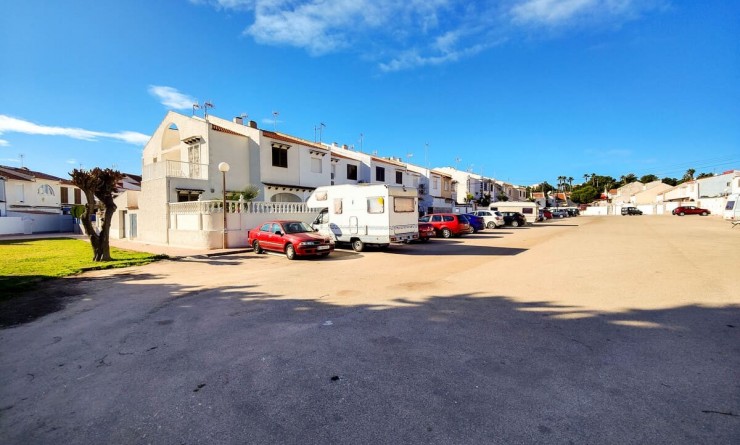Wederverkoop - Herenhuis - Torrevieja - Aguas Nuevas - Sector 25
