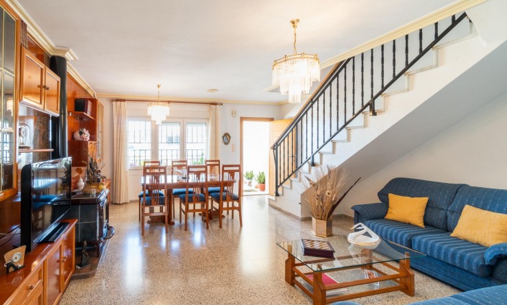 Wederverkoop - Rijwoning - Orihuela - Desamparados-Hurchillo-Torremendo