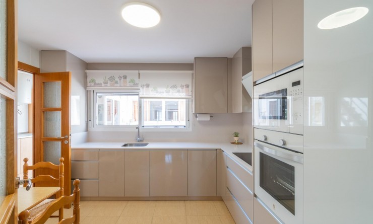 Wederverkoop - Rijwoning - Orihuela - Desamparados-Hurchillo-Torremendo