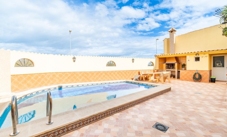 Wederverkoop - Rijwoning - Orihuela - Desamparados-Hurchillo-Torremendo