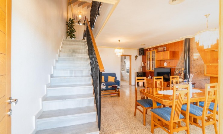 Wederverkoop - Rijwoning - Orihuela - Desamparados-Hurchillo-Torremendo