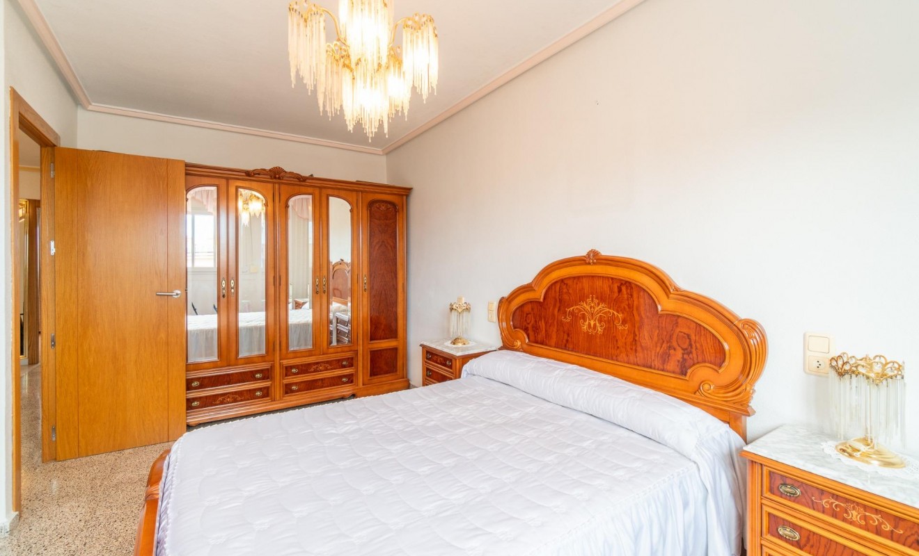 Wederverkoop - Rijwoning - Orihuela - Desamparados-Hurchillo-Torremendo