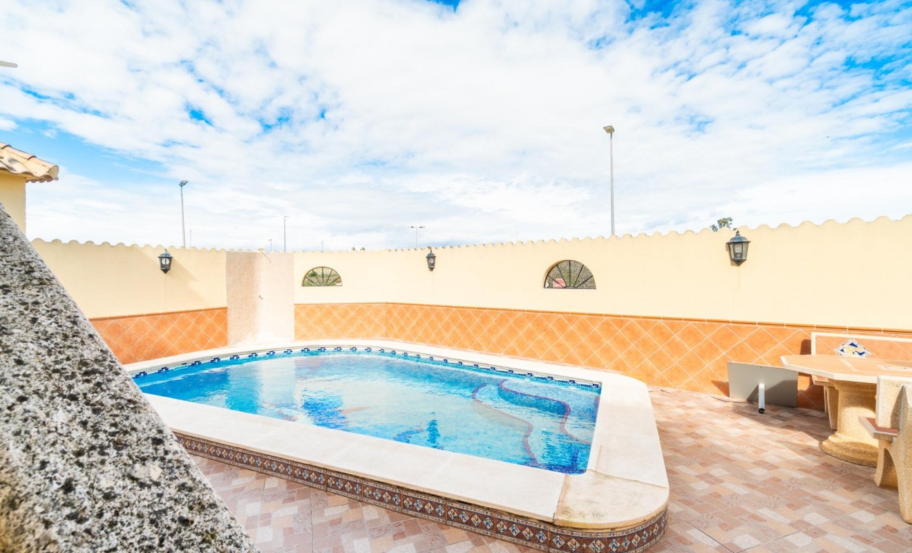 Wederverkoop - Rijwoning - Orihuela - Desamparados-Hurchillo-Torremendo