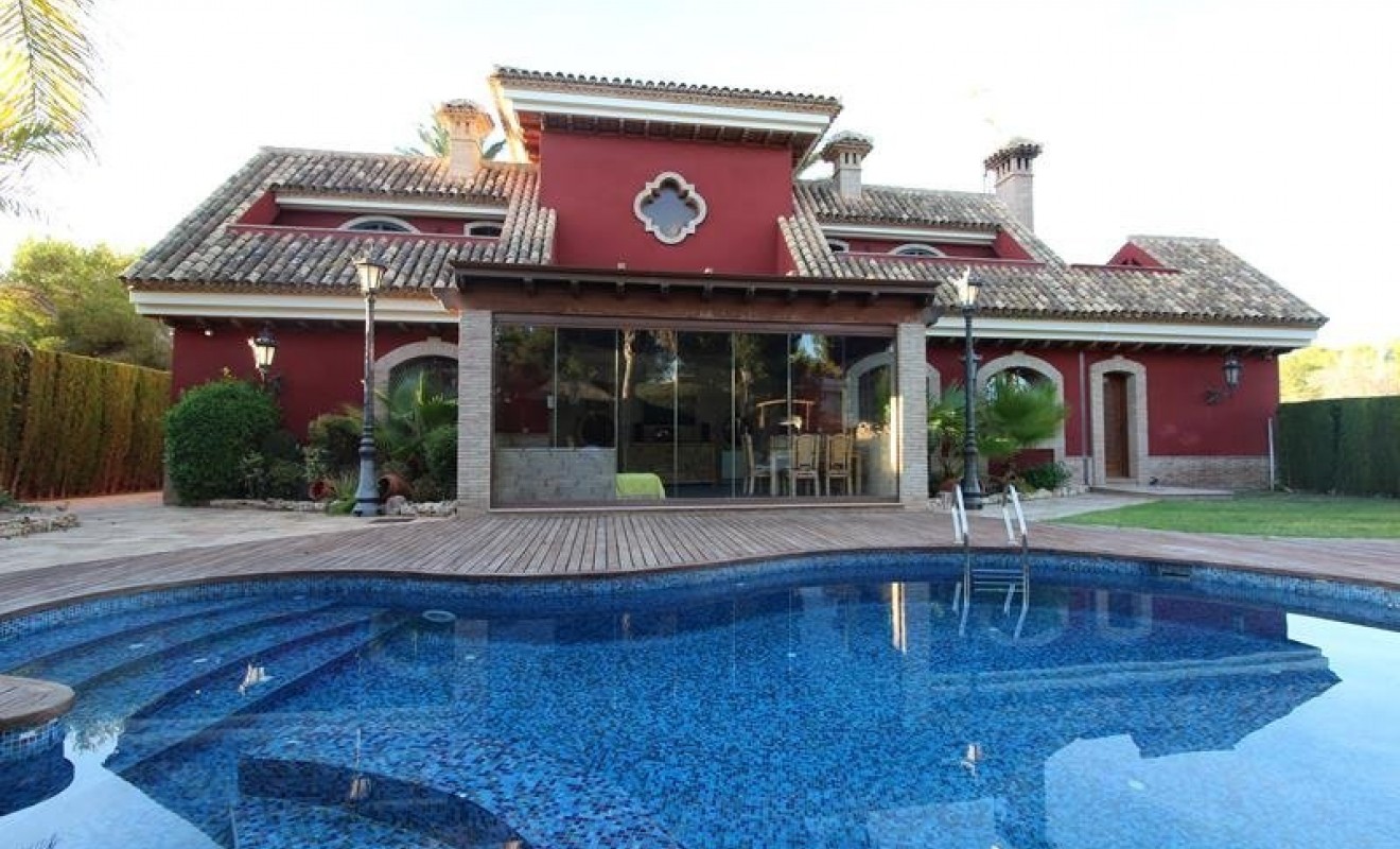 Wederverkoop - Villa - Orihuela - Campoamor