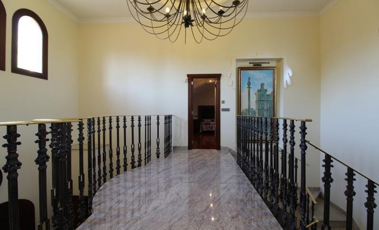 Wederverkoop - Villa - Orihuela - Campoamor