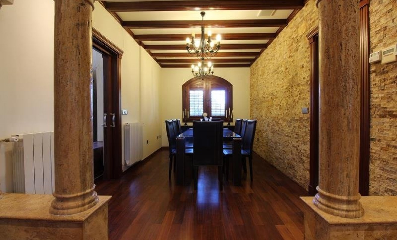 Wederverkoop - Villa - Orihuela - Campoamor