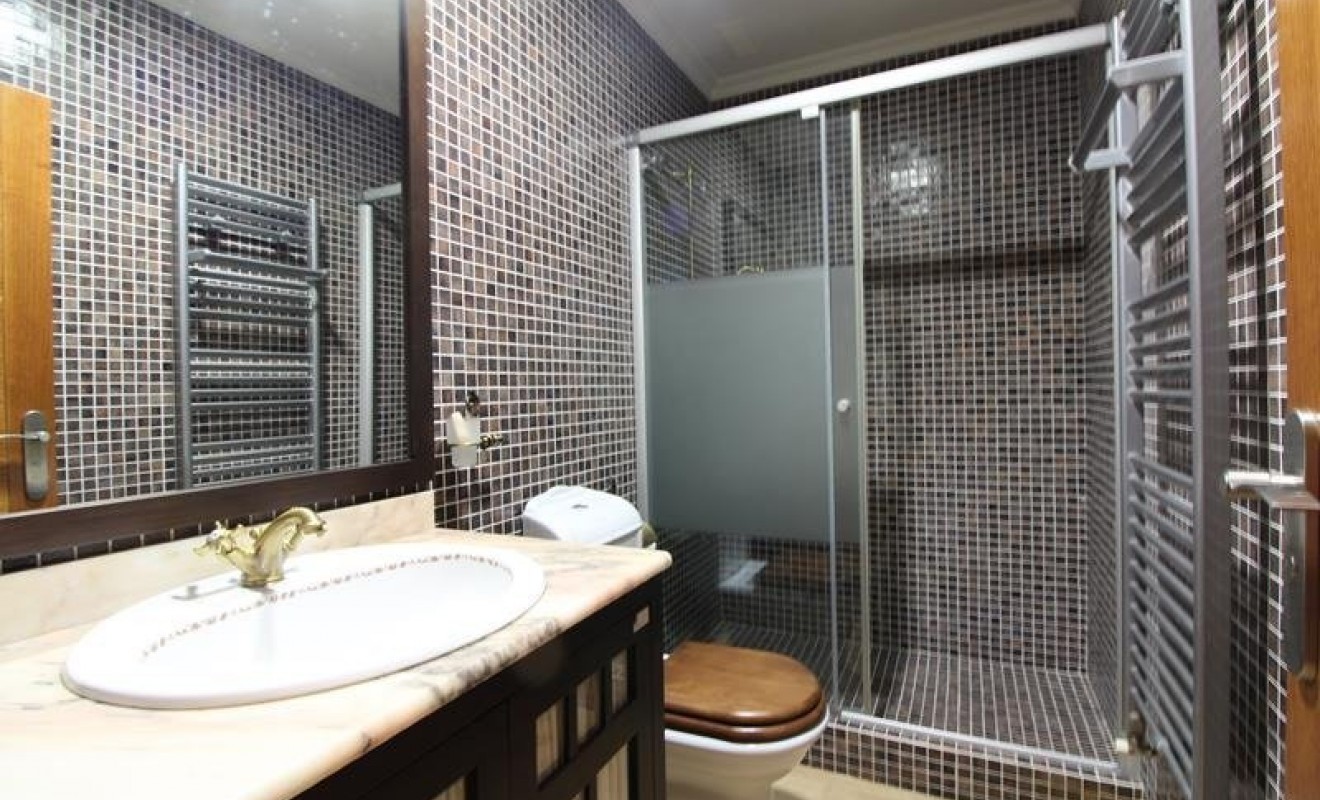 Wederverkoop - Villa - Orihuela - Campoamor