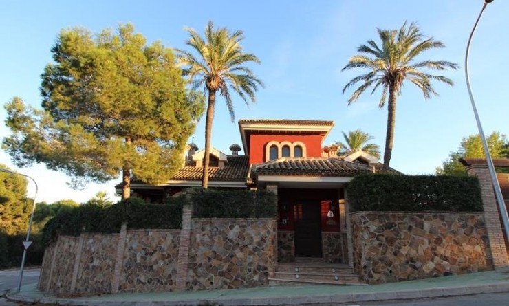 Wederverkoop - Villa - Orihuela - Campoamor