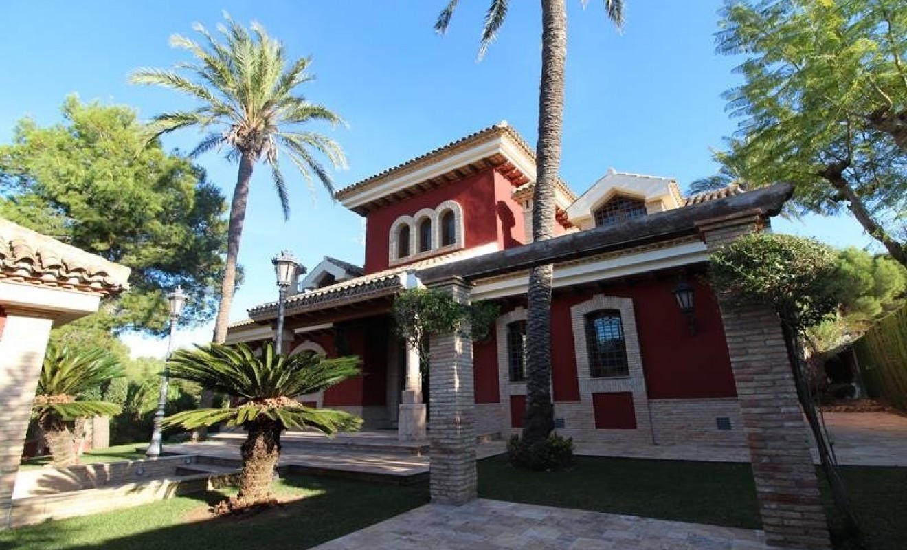Wederverkoop - Villa - Orihuela - Campoamor
