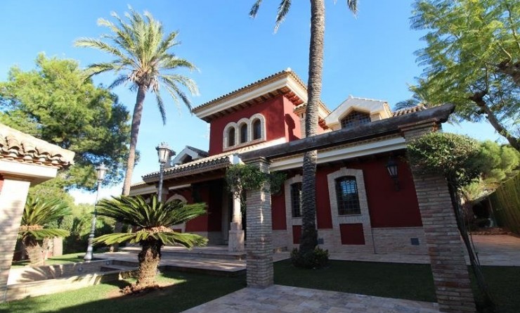 Wederverkoop - Villa - Orihuela - Campoamor