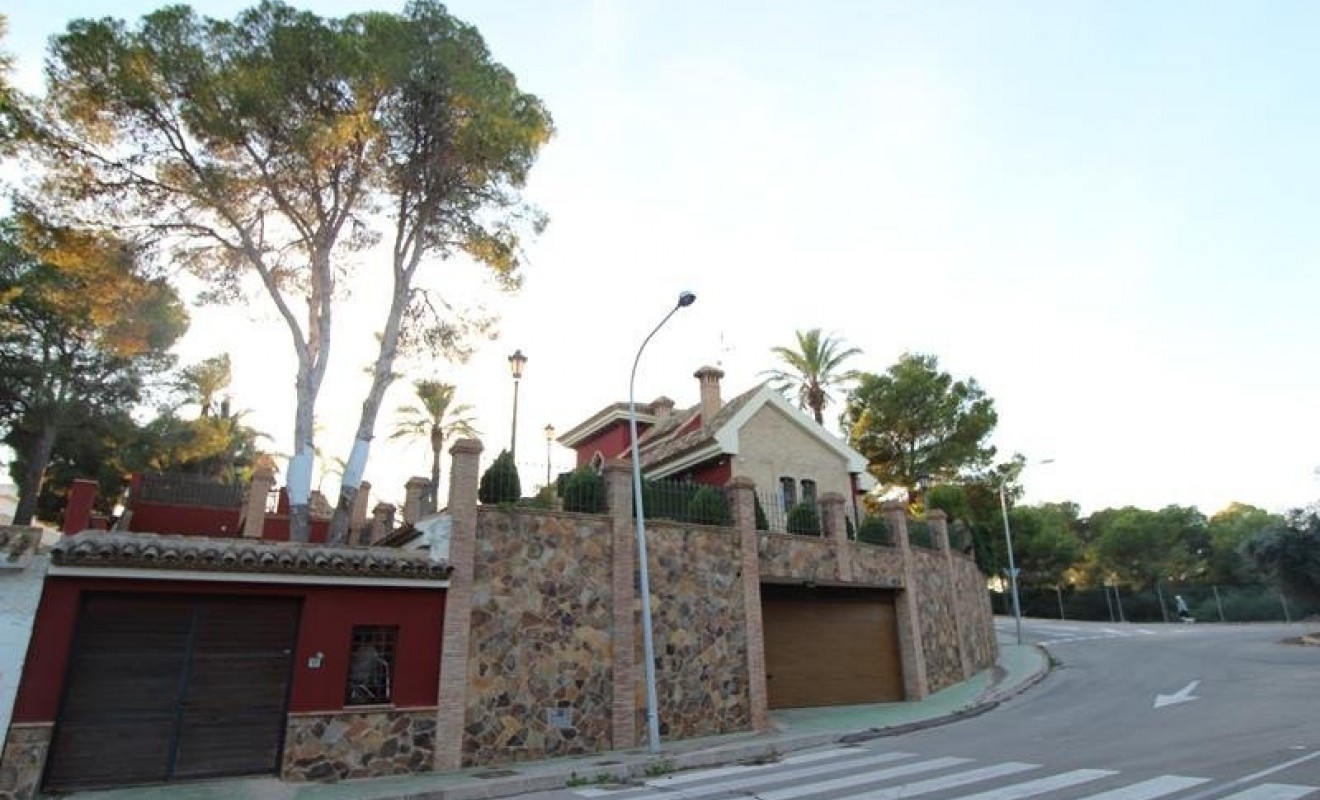 Wederverkoop - Villa - Orihuela - Campoamor