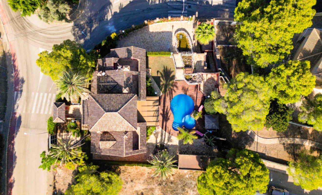 Wederverkoop - Villa - Orihuela - Campoamor