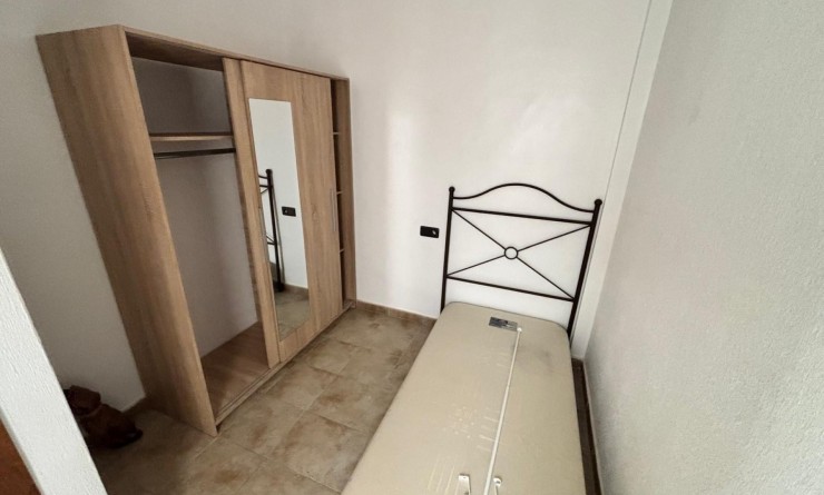 Wederverkoop - Herenhuis - Guardamar del Segura - Urbanizaciones