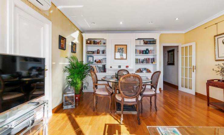 Revente - Apartamento - Torrevieja - Piscinas naturales