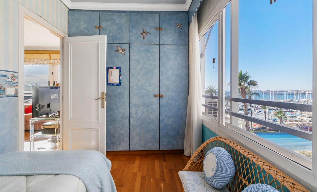 Revente - Apartamento - Torrevieja - Piscinas naturales