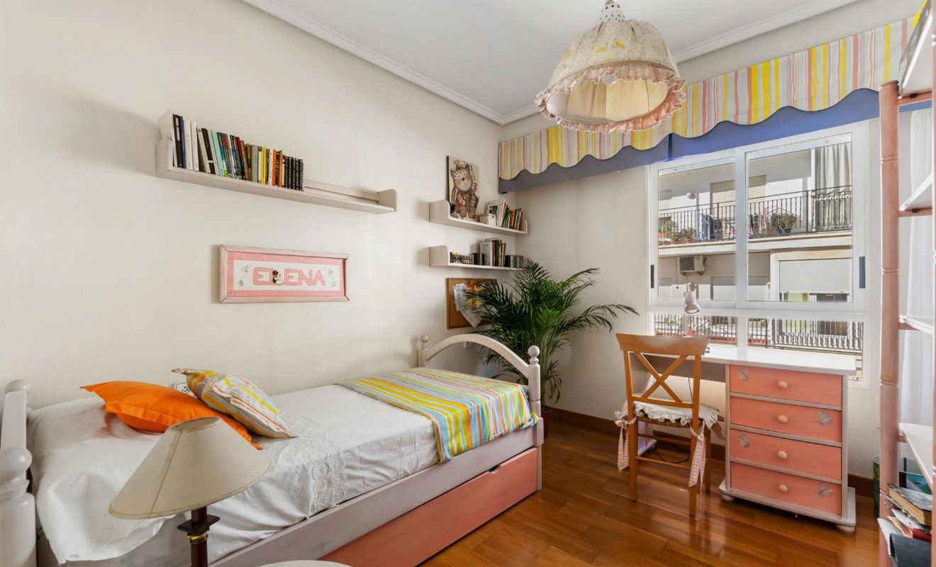 Revente - Apartamento - Torrevieja - Piscinas naturales