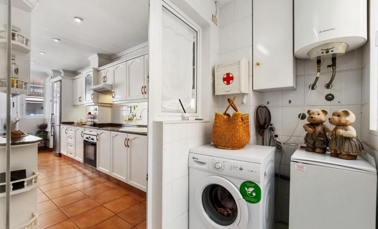 Revente - Apartamento - Torrevieja - Piscinas naturales