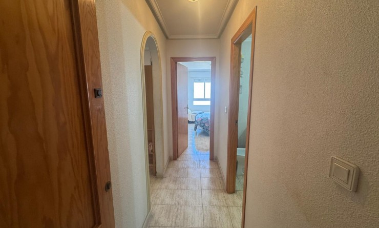 Wederverkoop - Apartamento - Torrevieja - Playa del Acequión