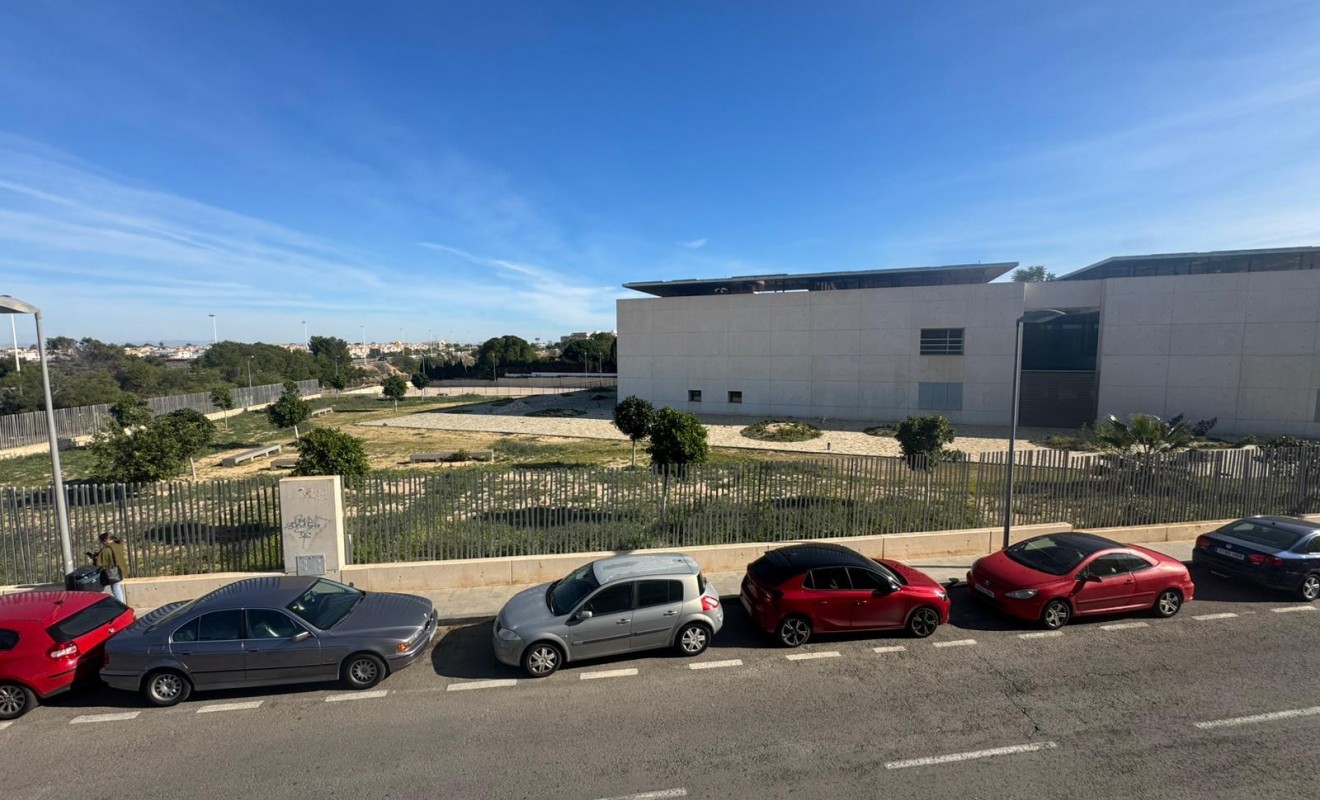 Wederverkoop - Apartamento - Torrevieja - Playa del Acequión